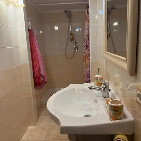 Lejlighed Casa Con Wi-fi Nel Centro Storico A Due Passi Dalla *