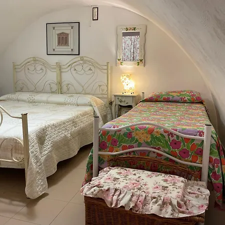 Casa Con Wi-fi Nel Centro Storico A Due Passi Dalla